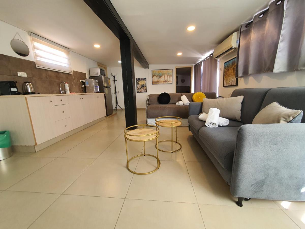 Barak Royal Suites 20 Sea View - ג'קוזי בחצר ומרפסות עם נוף לים Eilat Exterior foto